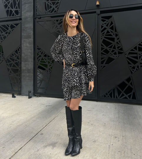 Vestido Corto Asimetrico Negro Manchas Blancas - Imagen 3
