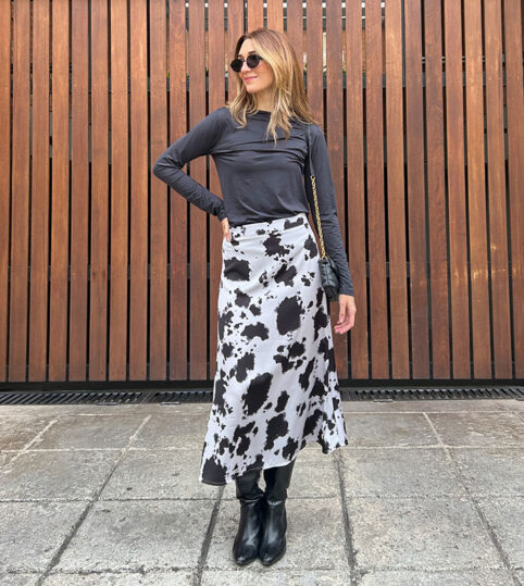 Falda midi seda cow print - Imagen 5