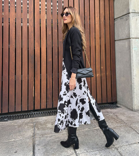 Falda midi seda cow print - Imagen 2