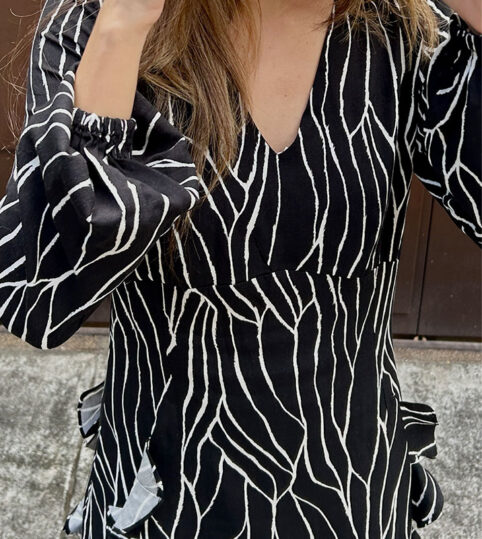 Vestido largo boleros negro lineas - Imagen 2