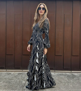 Vestido largo boleros negro lineas