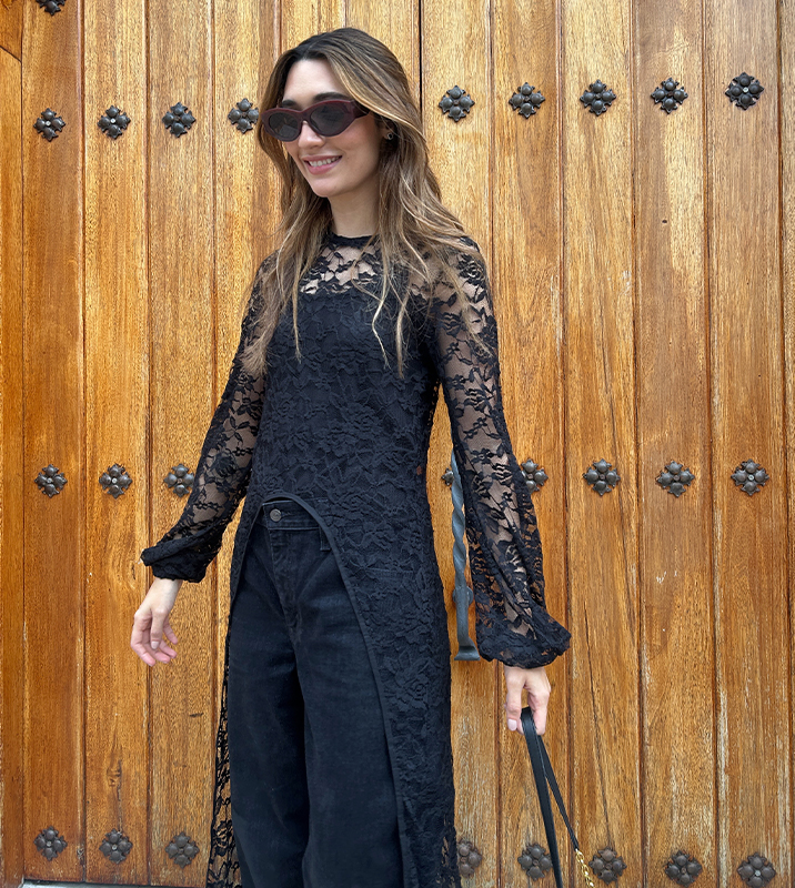 Top Largo Encaje Negro - Imagen 5