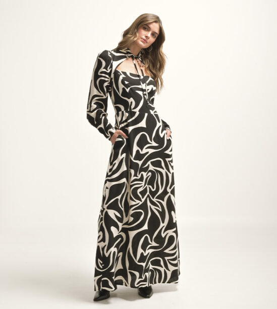 Vestido Largo Cuello Neru Flores